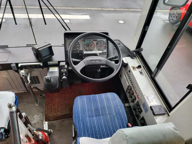 国産車ソノ他 日産デイーゼル ラヤエンジン バス ４１人乗リバス H14年 (関東) 99