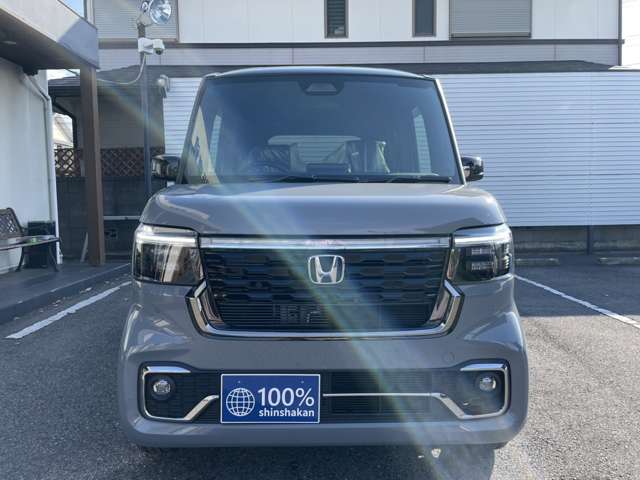 ホンダ Ｎ　ＢＯＸ カスタム ６６０ ターボ コーディネートスタイル ２トーン R7年 (関東) 99