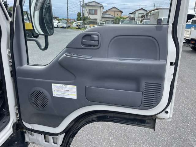 日産 アトラス ３．０ ダブルキャブ スーパーロー ディーゼルターボ R2年 (関東) 99
