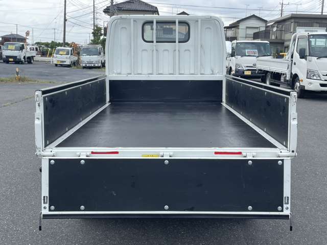三菱フソウ キャンター ３．０ 全低床 ディーゼルターボ R3年 (関東) 99
