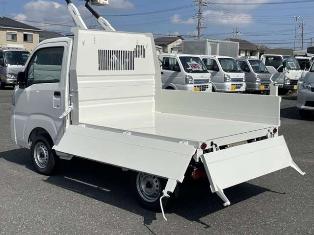 ダイハツ ハイゼットトラック ６６０ 多目的ダンプ ＰＴＯ式 ３方開 ４ＷＤ R7年 (関東) 99