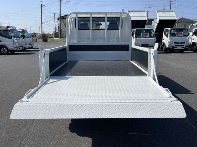 日野自動車 デュトロ ２Ｔ H30年 (関東) 99