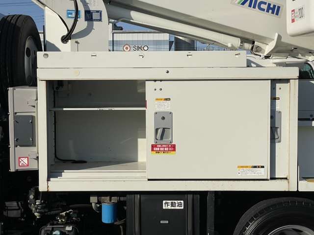 三菱フソウ キャンター 高所作業車 H29年 (関東) 99