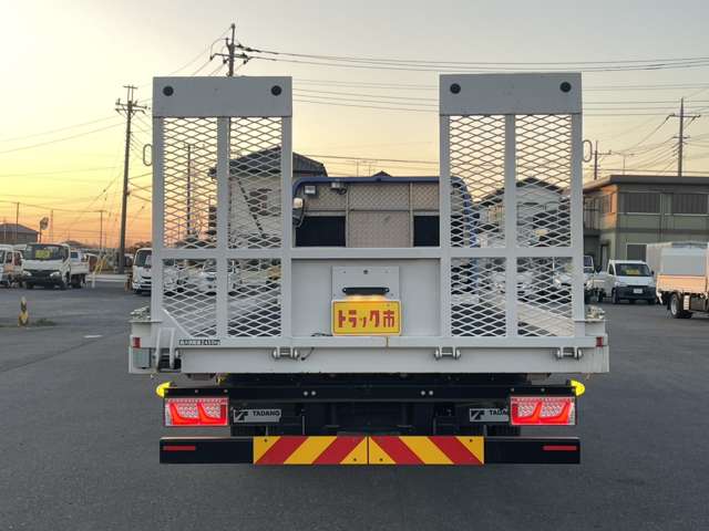 日野自動車 レンジャー ２．４５Ｔ R5年 (関東) 99