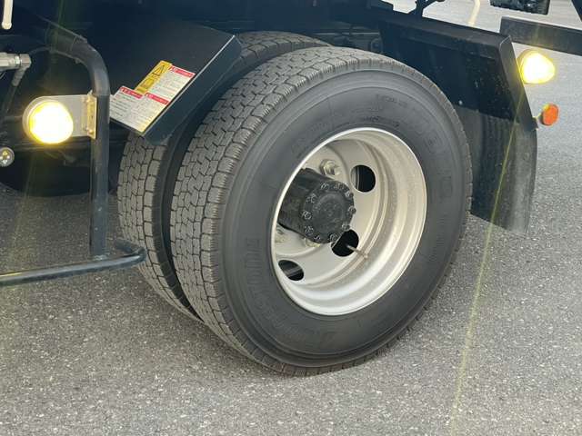 日野自動車 レンジャー ２．４５Ｔ R5年 (関東) 99
