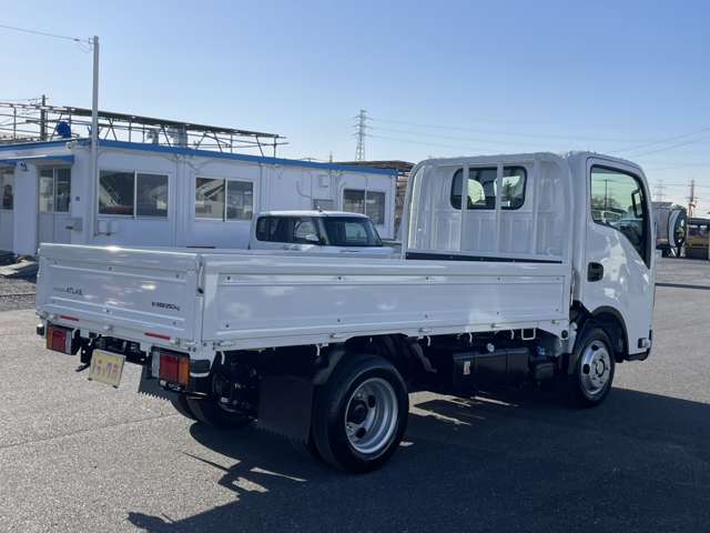 日産 アトラス １．９ フルフラットロー R7年 (関東) 99