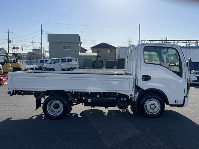 日産 アトラス １．９ フルフラットロー R7年 (関東) 99