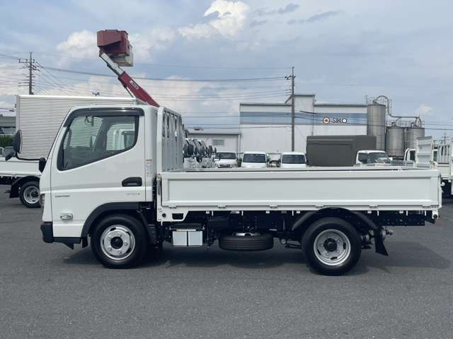 三菱フソウ キャンター ３．０ 全低床 ディーゼルターボ R7年 (関東) 99
