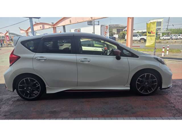 日産 ノート １．６ ＮＩＳＭＯ Ｓ H28年 (関東) 99