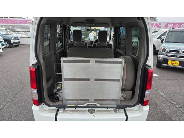 スズキ エブリイワゴン ６６０ ウィズ 車イス移動車 リヤシート付 電動固定式 H26年 (関東) 99