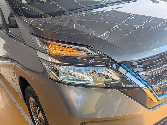 日産 セレナ １．２ Ｅ－ＰＯＷＥＲ ＸＶ R4年 (関東) 99