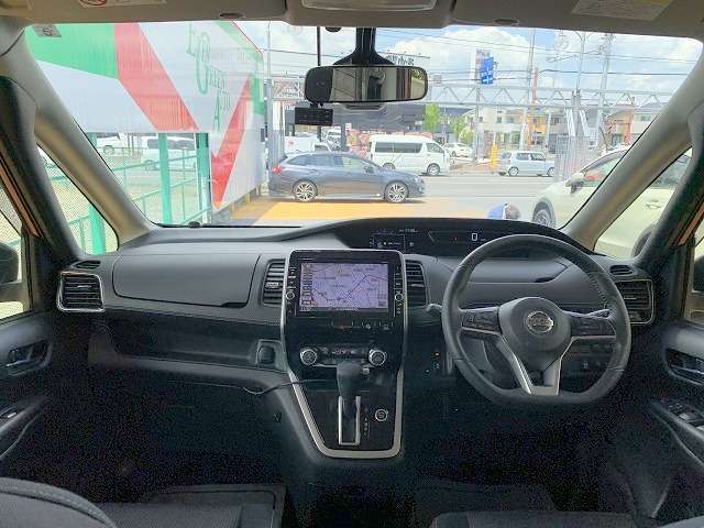 日産 セレナ ２．０ ハイウェイスター H29年 (関東) 99
