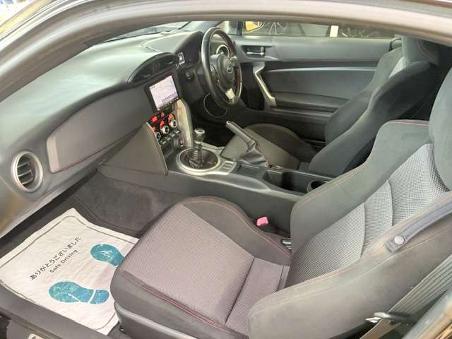 スバル ＢＲＺ ２．０ Ｓ H29年 (関東) 99