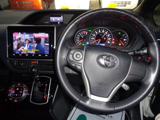 トヨタ ノア ２．０ ＳＩ ＷＸＢＩＩ R2年 (関東) 99