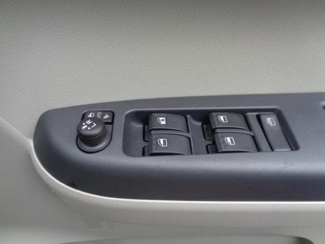 トヨタ パッソ １．０ Ｘ Ｌパッケージ Ｓ H28年 (関東) 99