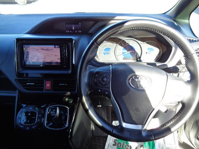 トヨタ ヴォクシー １．８ ハイブリッド ＺＳ H29年 (関東) 99
