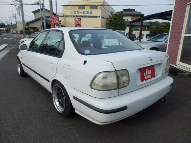 ホンダ シビックフェリオ １．５ ＶＩ H9年 (関東) 99
