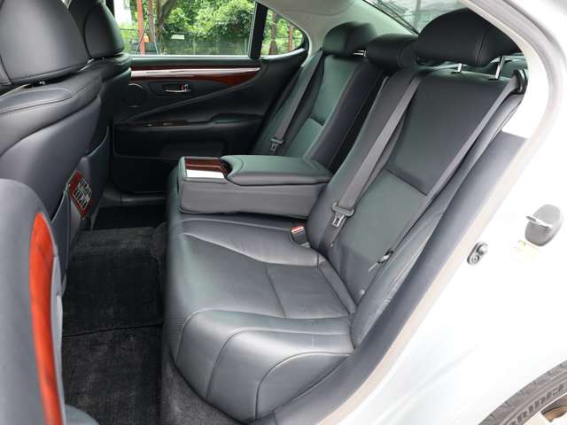 レクサス ＬＳ４６０ バージョンＣ　Ｉパッケージ H23年 (関東) 99