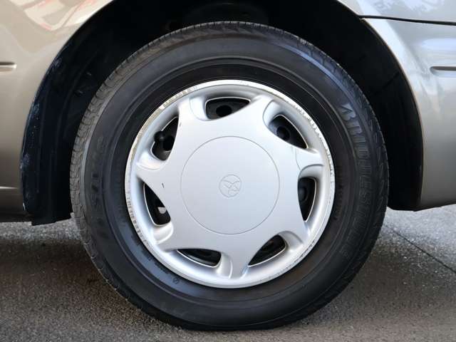 トヨタ カムリ １．８ ルミエール H7年 (関東) 99