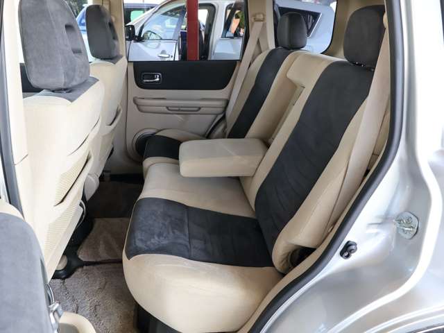 日産 エクストレイル ２．０ アクシス ４ＷＤ H17年 (関東) 99