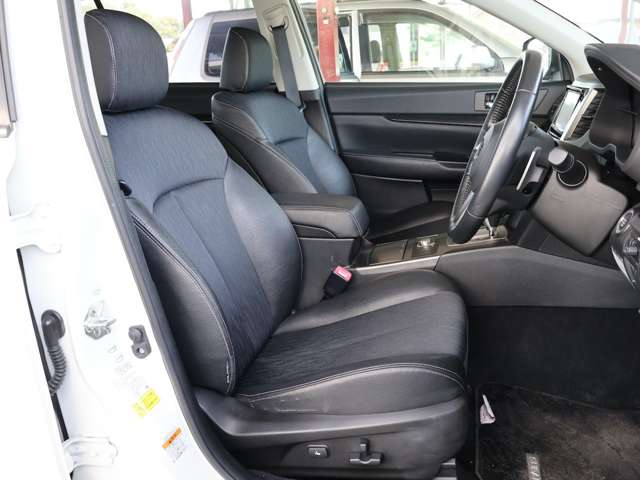 スバル レガシィアウトバック ２．５ Ｉ アイサイト Ｓパッケージ リミテッド ４ＷＤ H23年 (関東) 99