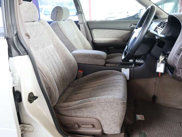 日産 レパード ３．０ ＸＲ H8年 (関東) 99