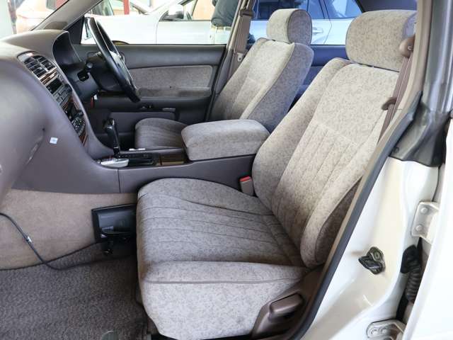 日産 レパード ３．０ ＸＲ H8年 (関東) 99