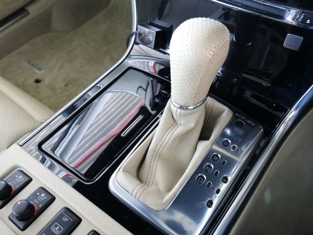 日産 フーガ ３．５ ３５０ＸＶ ＶＩＰ H18年 (関東) 99