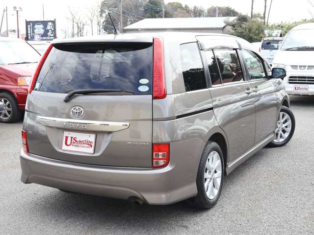トヨタ アイシス ２．０ プラタナ H19年 (関東) 99