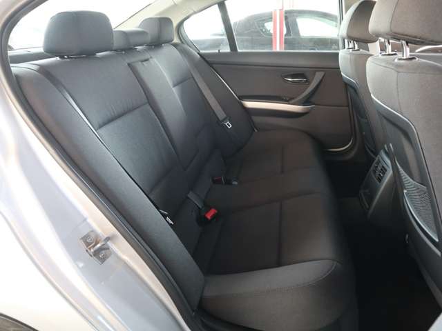 ＢＭＷ ３シリーズ ３２０ｉ H23年 (関東) 99