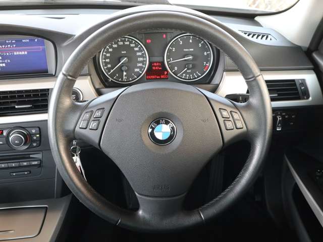 ＢＭＷ ３シリーズ ３２０ｉ H23年 (関東) 99