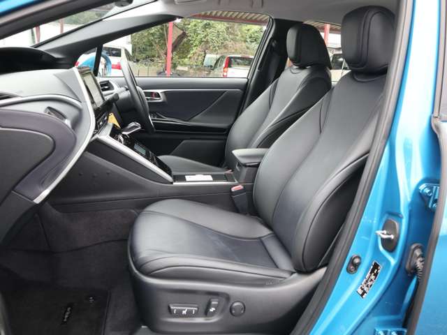 トヨタ ＭＩＲＡＩ ベースモデル H29年 (関東) 99