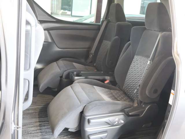 トヨタ ヴェルファイア ３．５ ＺＡ ４ＷＤ H27年 (関東) 99