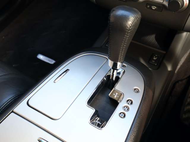 日産 ムラーノ ３．５ ３５０ＸＶ ＦＯＵＲ ４ＷＤ H21年 (関東) 99