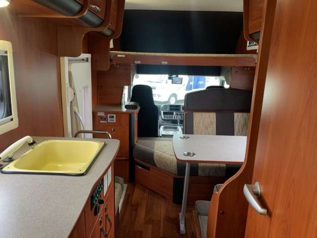トヨタ カムロード ナッツＲＶ H30年 (関東) 99