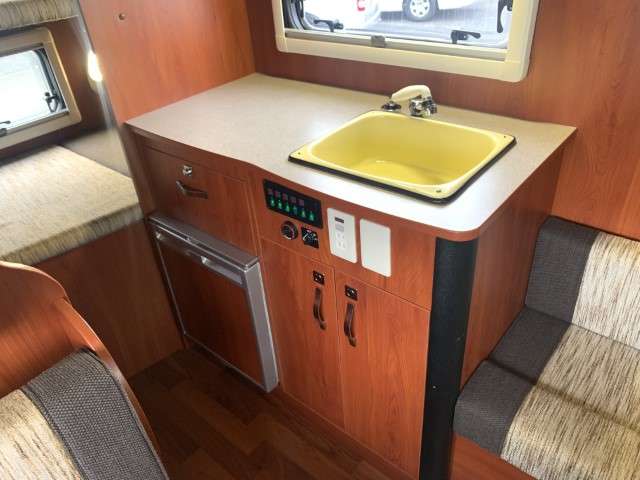トヨタ カムロード ナッツＲＶ H30年 (関東) 99