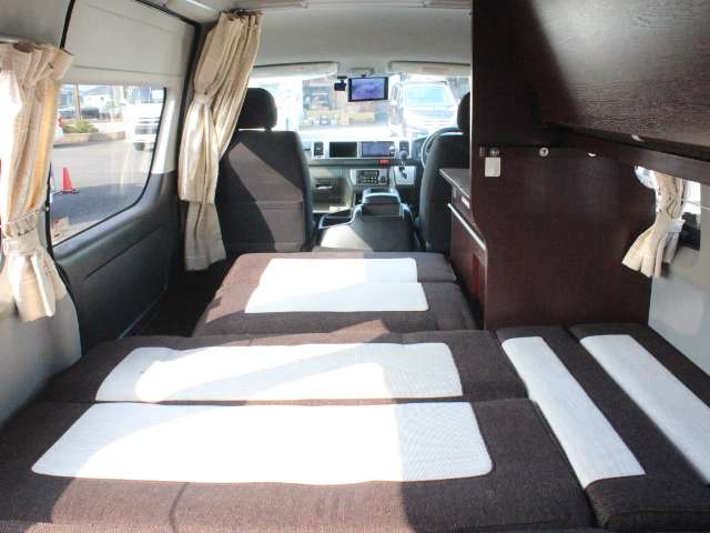 トヨタ ハイエースバン ナッツＲＶ H28年 (関東) 99