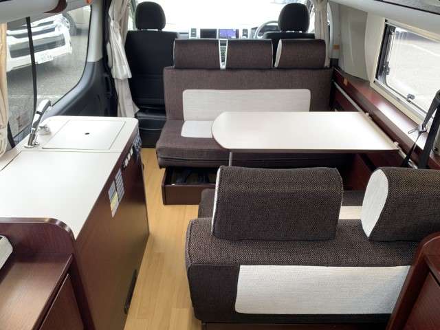 トヨタ ハイエースバン ナッツＲＶ H29年 (関東) 99