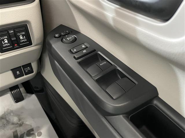 ホンダ Ｎ　ＢＯＸ ６６０ ４ＷＤ R7年 (甲信越・北陸) 99
