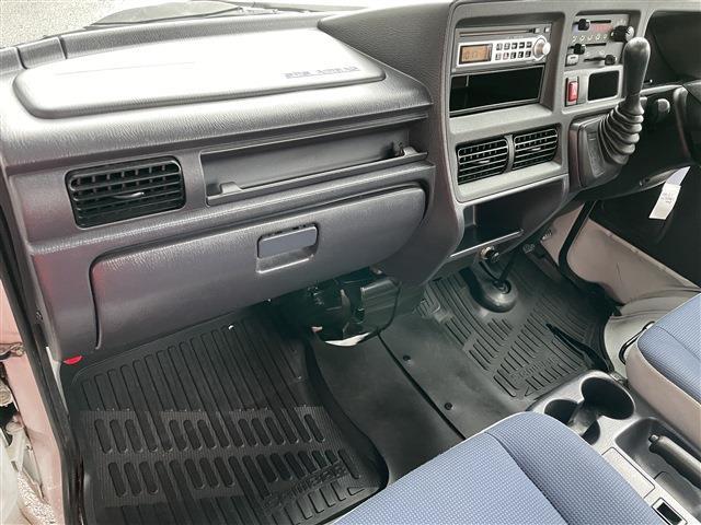 スバル サンバートラック ６６０ ＴＣ スーパーチャージャー 三方開 ４ＷＤ H22年 (甲信越・北陸) 99