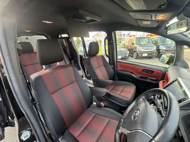 トヨタ ヴォクシー ２．０ ＺＳ H29年 (甲信越・北陸) 99