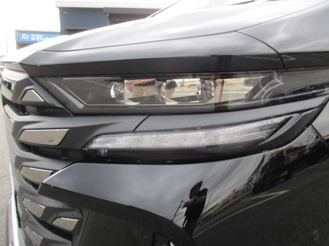 トヨタ ヴェルファイア　ＰＨＥＶ プラグインハイブリッド ２．５ エグゼクティブ ラウンジ Ｅ－ＦＯＵＲ ４ＷＤ R7年 (甲信越・北陸) 99