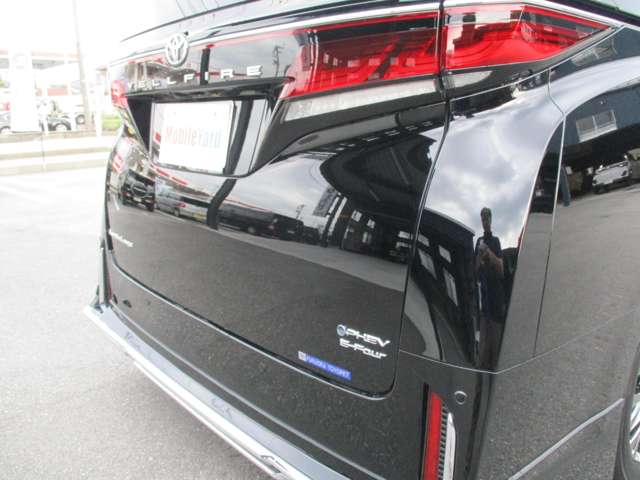 トヨタ ヴェルファイア　ＰＨＥＶ プラグインハイブリッド ２．５ エグゼクティブ ラウンジ Ｅ－ＦＯＵＲ ４ＷＤ R7年 (甲信越・北陸) 99