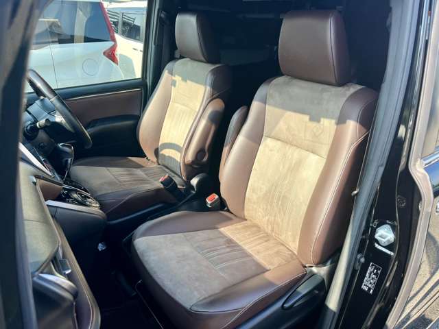 トヨタ エスクァイア ２．０ ＧＩ プレミアムパッケージ R1年 (近畿) 99