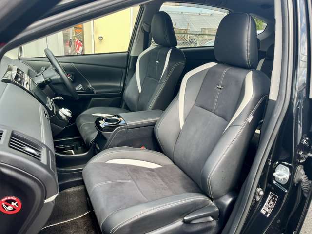 トヨタ プリウスΑ １．８ Ｓ ツーリングセレクション Ｇ'Ｓ H29年 (近畿) 99