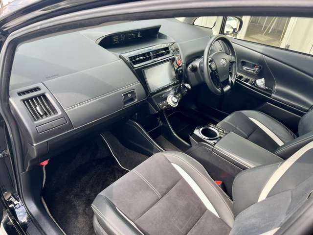 トヨタ プリウスΑ １．８ Ｓ ツーリングセレクション Ｇ'Ｓ H29年 (近畿) 99