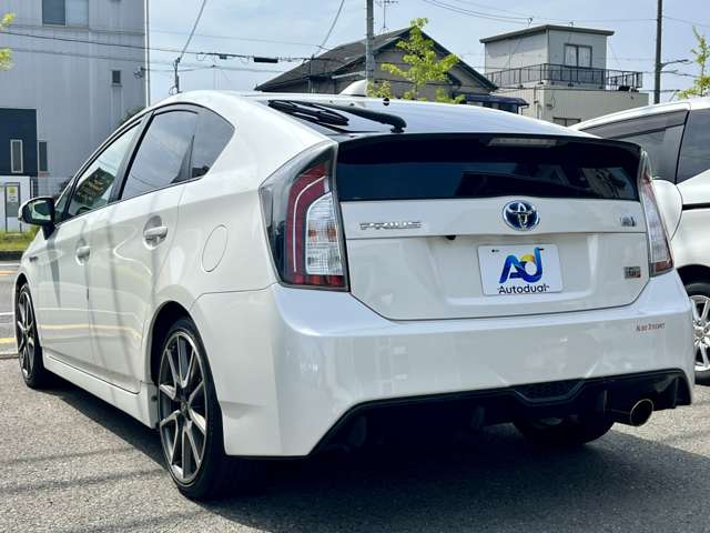 トヨタ プリウス １．８ Ｓ ツーリングセレクション Ｇ'Ｓ H27年 (近畿) 99