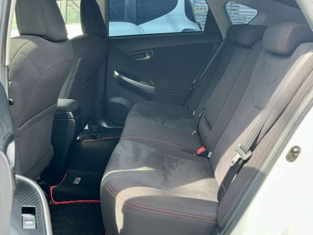 トヨタ プリウス １．８ Ｓ ツーリングセレクション Ｇ'Ｓ H27年 (近畿) 99