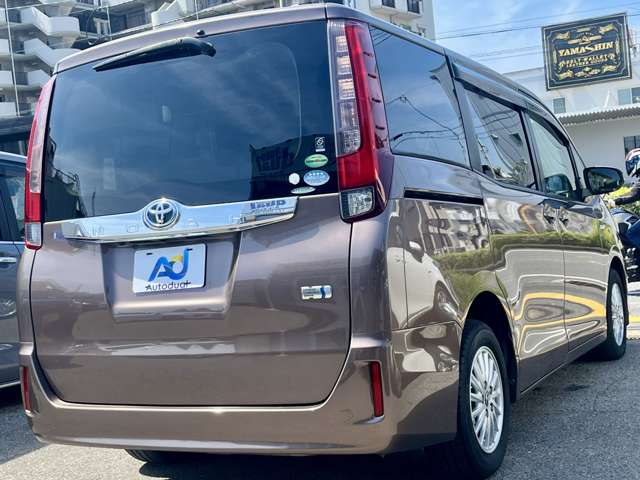 トヨタ ノア １．８ ハイブリッド Ｇ H26年 (近畿) 99