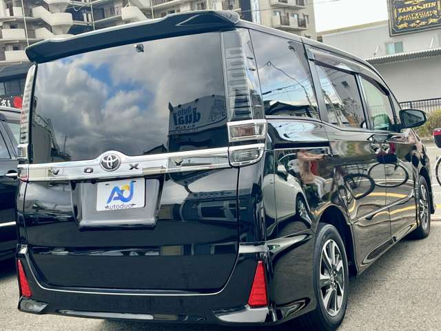トヨタ ヴォクシー ２．０ ＺＳ H29年 (近畿) 99